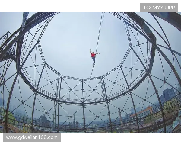 成都极限运动队引领潮流最新团队协作极限运动TOP10榜单揭晓